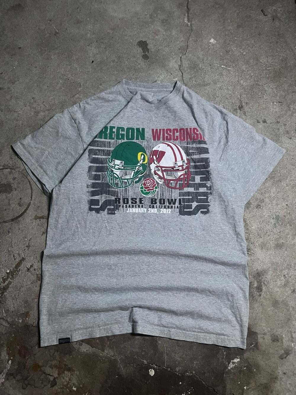 JanSport Oregon Ducks vs Wisconsin Badgers 2012 Rose Bowl T-Shirt